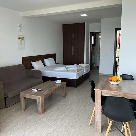 Panayiotis Aparthotel *